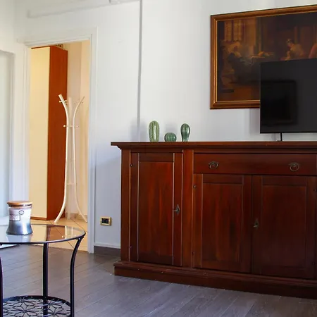 A Casa Di Mamma Anna Lägenhet Como